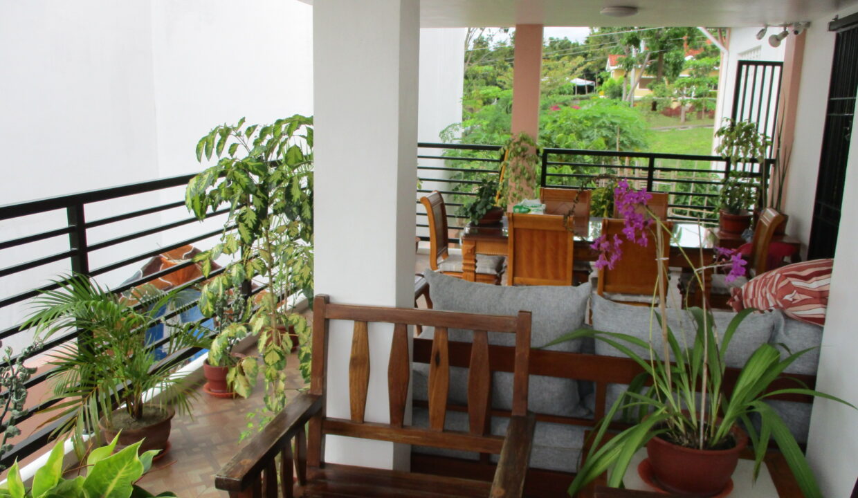 13-Living-Room-Terrace